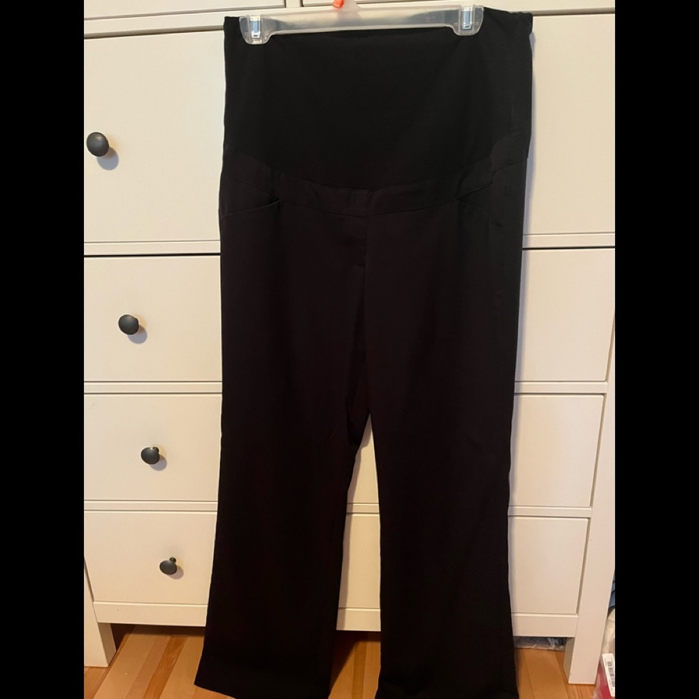Maternity pants in black